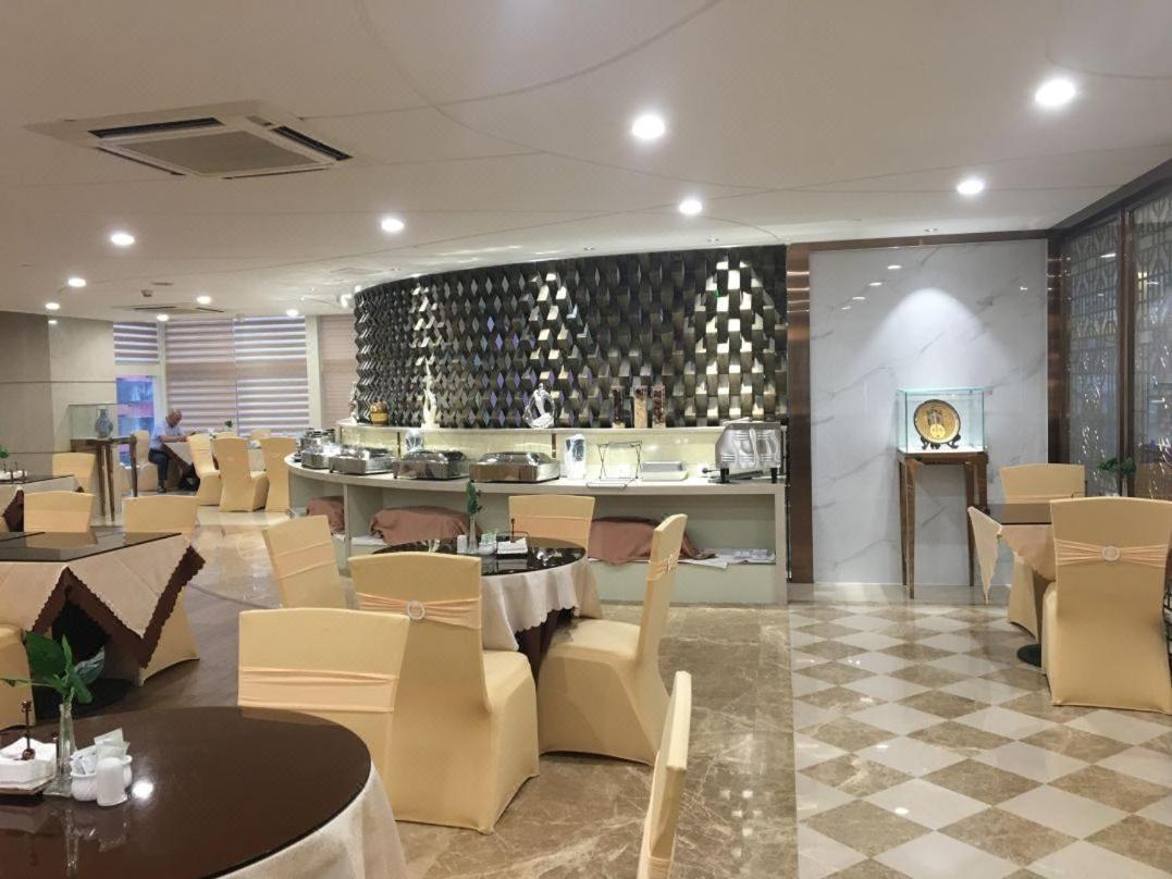 Vienna International Hotel Shenzhen Shuibei Εξωτερικό φωτογραφία